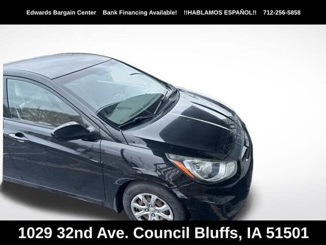 2013 HYUNDAI Accent