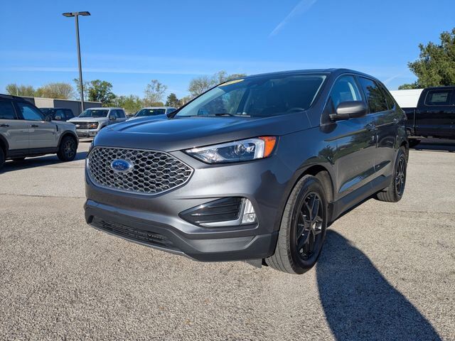 2023 FORD Edge