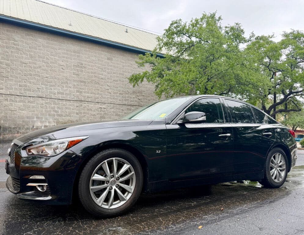 2014 INFINITI Q50
