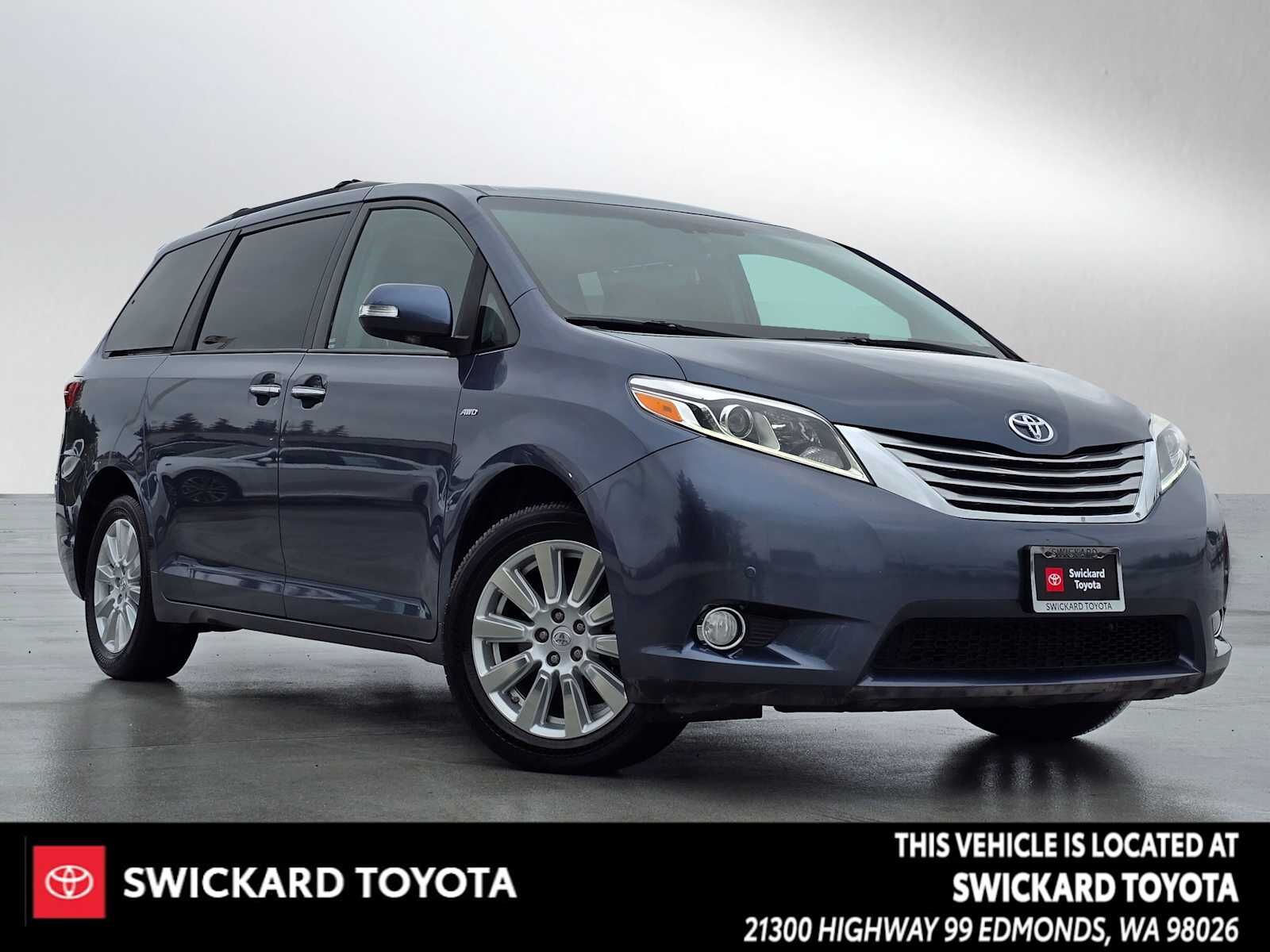 2017 TOYOTA Sienna