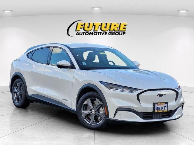 2021 FORD Mach-E