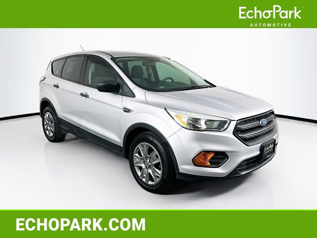 2017 FORD Escape