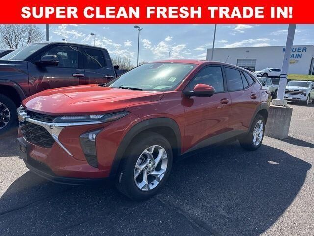 2024 CHEVROLET Trax