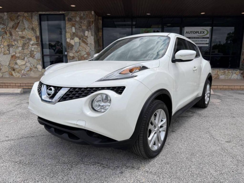 2015 NISSAN Juke