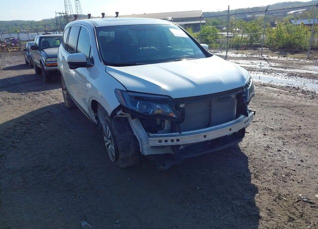 2016 HONDA Pilot