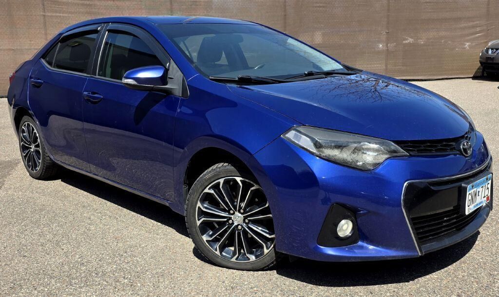 2015 TOYOTA Corolla