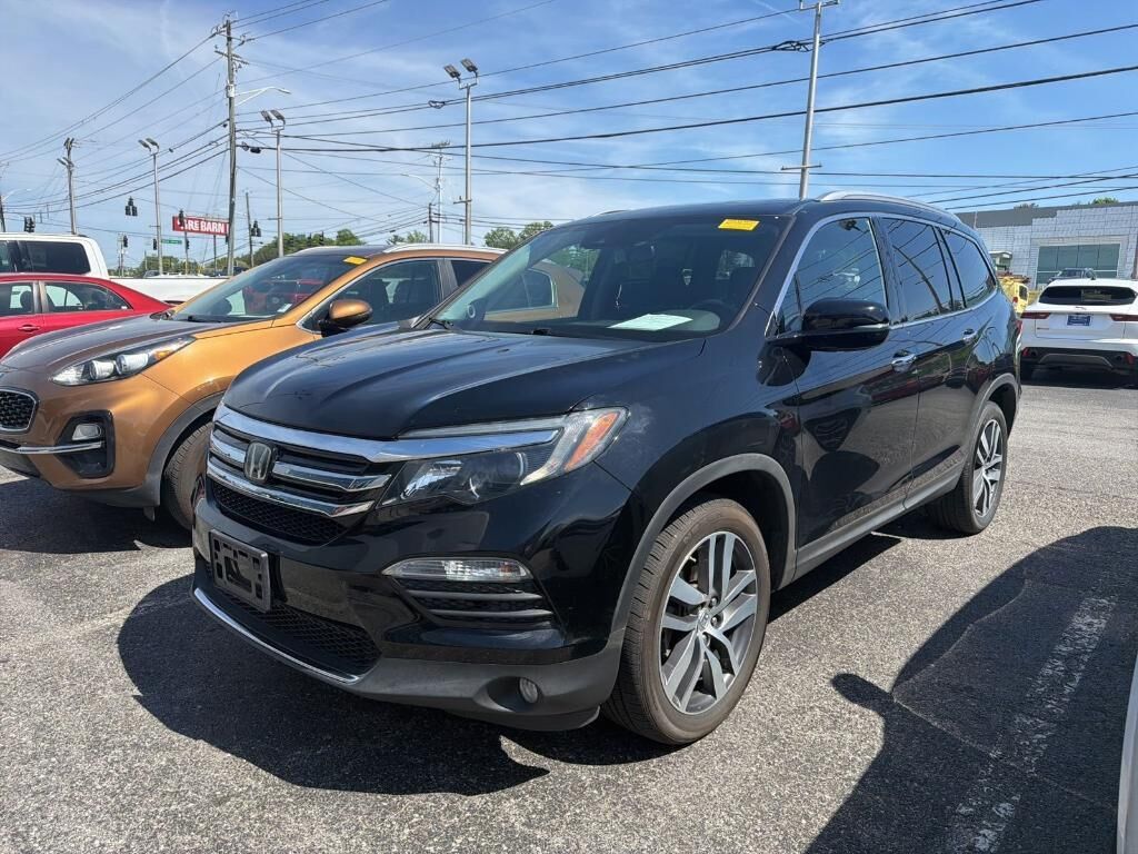 2017 HONDA Pilot