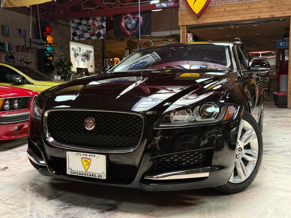 2017 JAGUAR XF