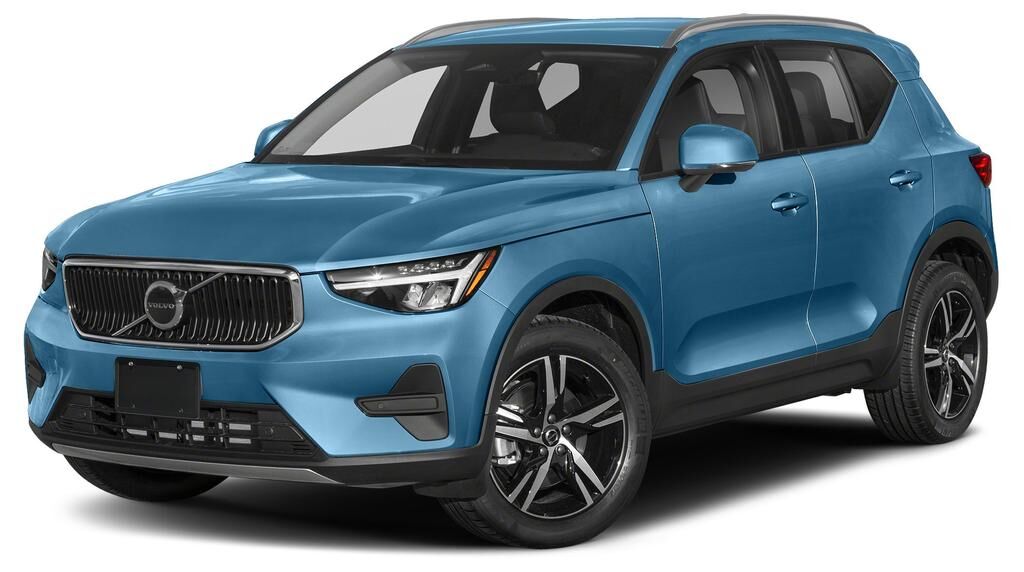 2023 VOLVO XC40