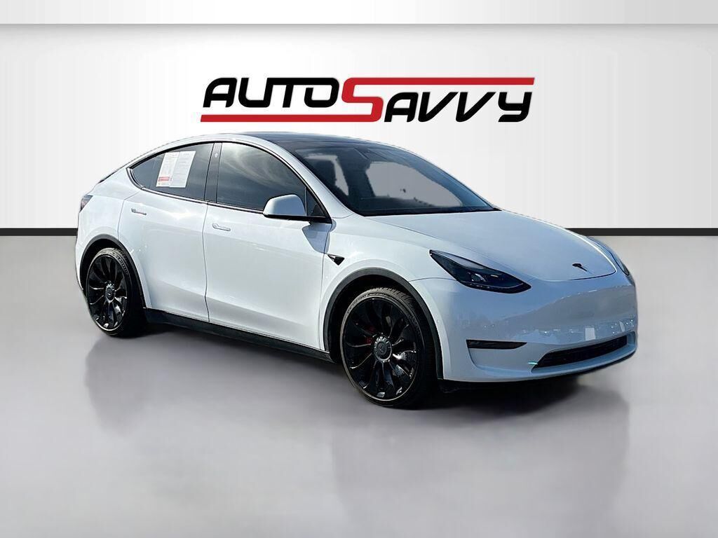 2022 TESLA Model Y