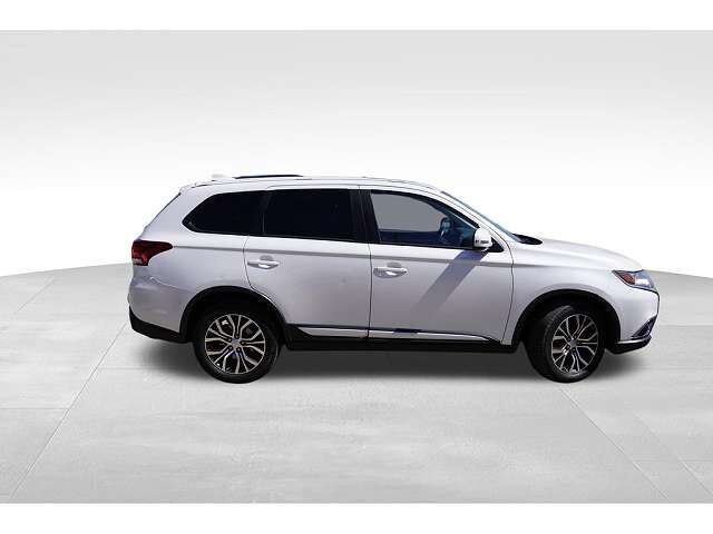 2018 MITSUBISHI Outlander