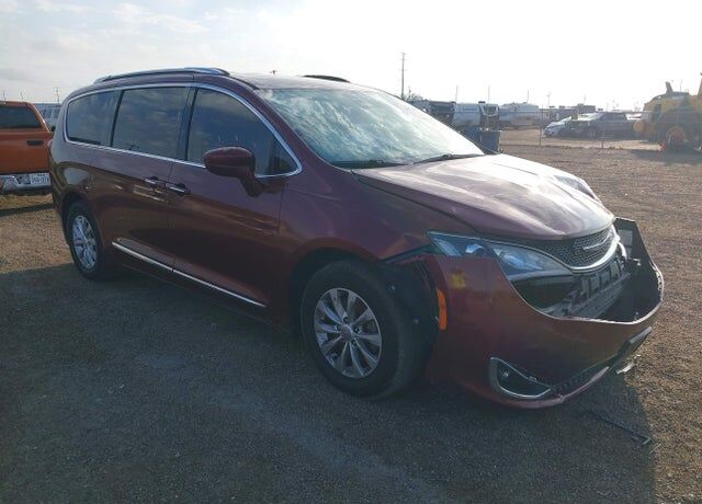 2019 CHRYSLER Pacifica