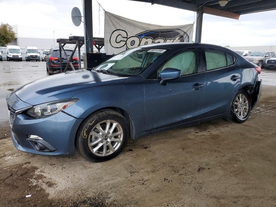 2015 MAZDA Mazda3