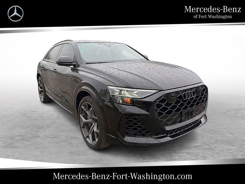 2025 AUDI RS Q8