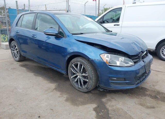 2017 VOLKSWAGEN Golf