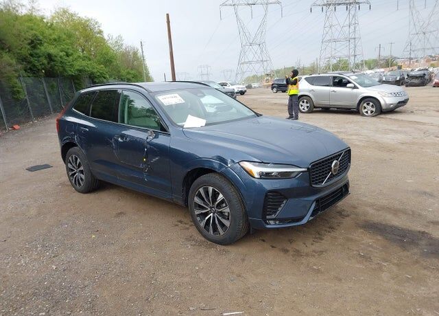 2024 VOLVO XC60