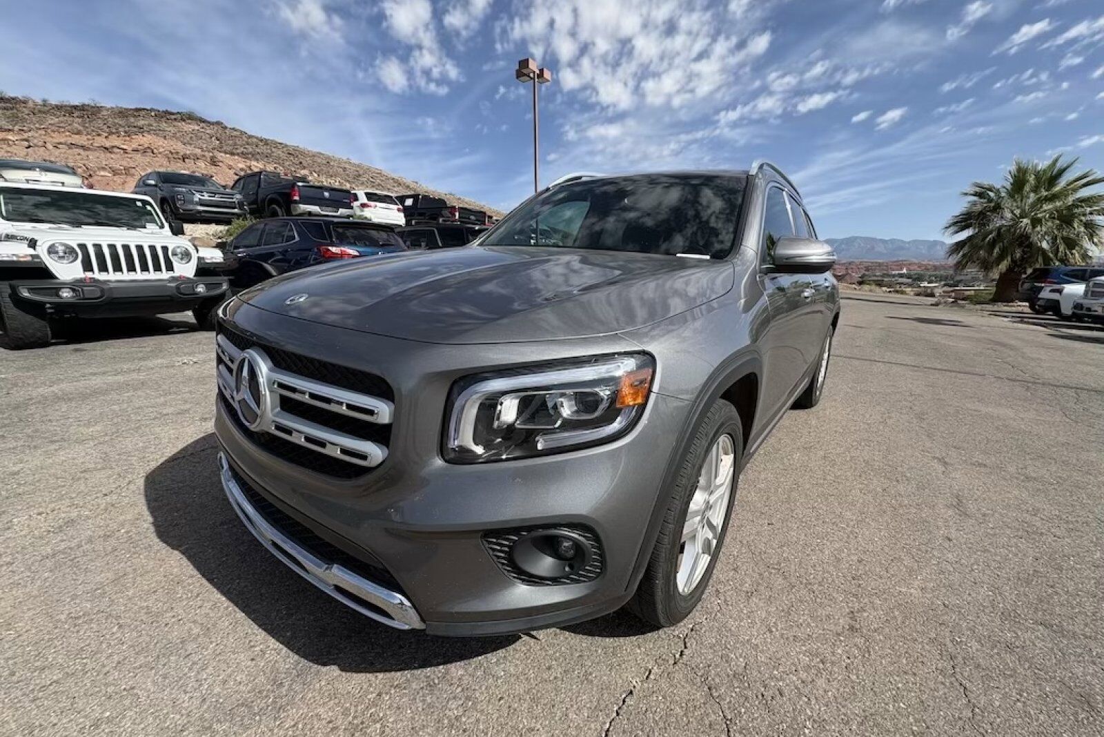 2022 MERCEDES-BENZ GLB-Class