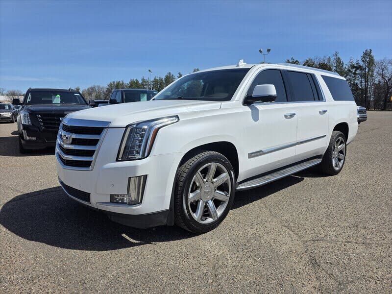 2016 CADILLAC Escalade