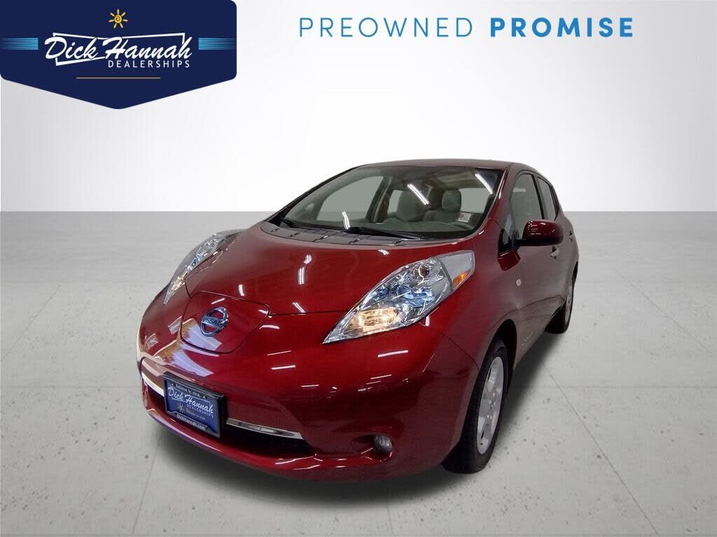2011 NISSAN Leaf