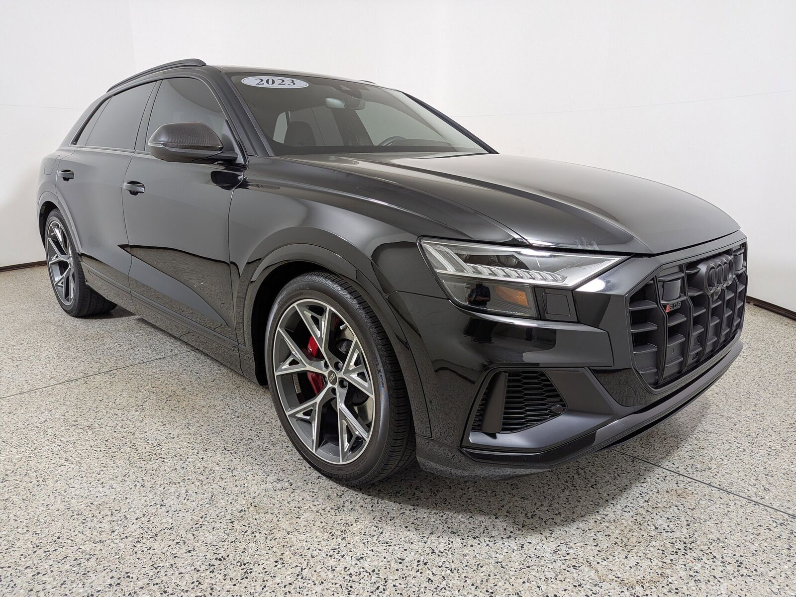 2023 AUDI SQ8