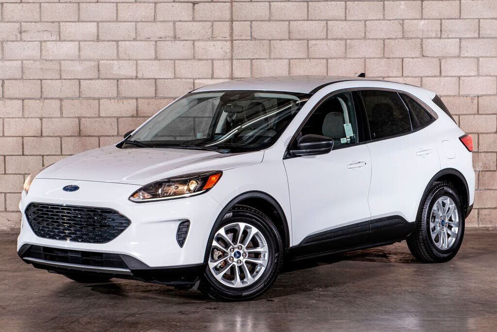 2022 FORD Escape