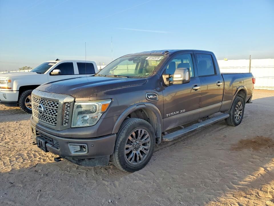 2017 NISSAN Titan