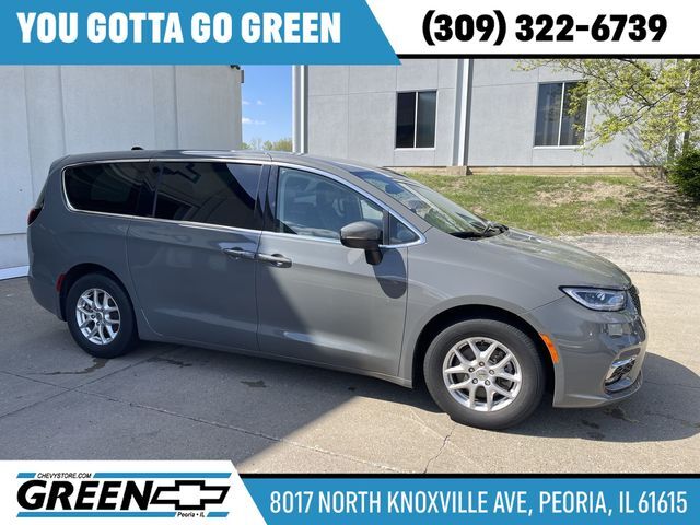 2023 CHRYSLER Pacifica