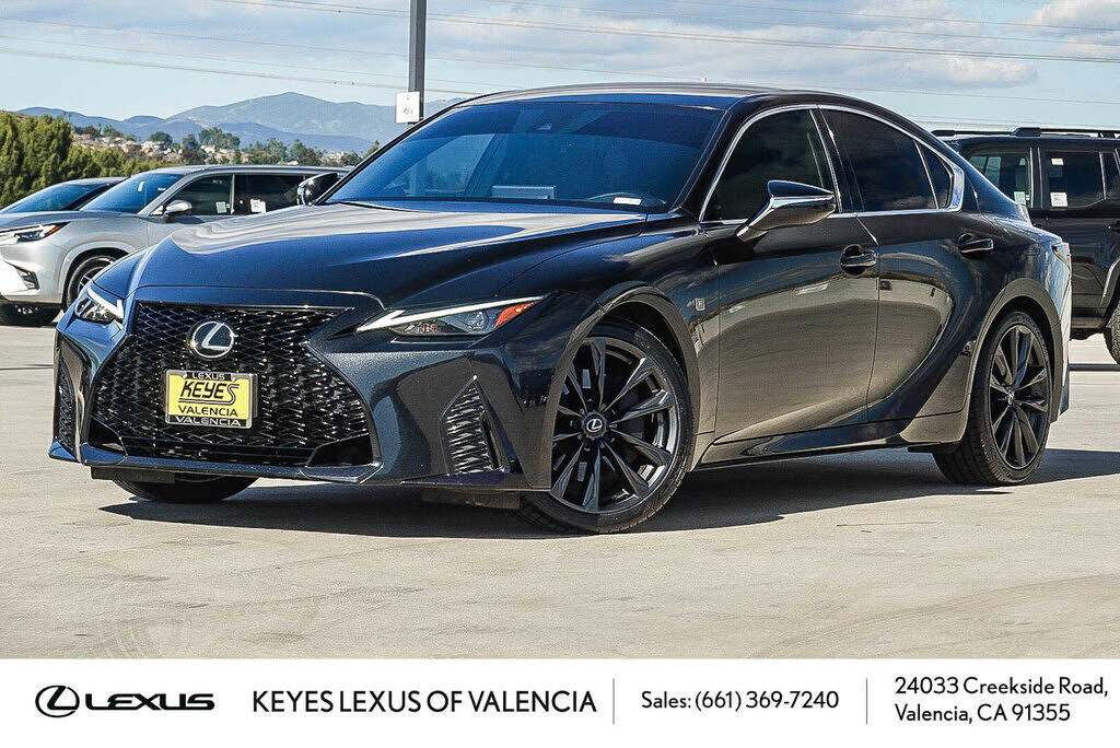 2024 LEXUS IS