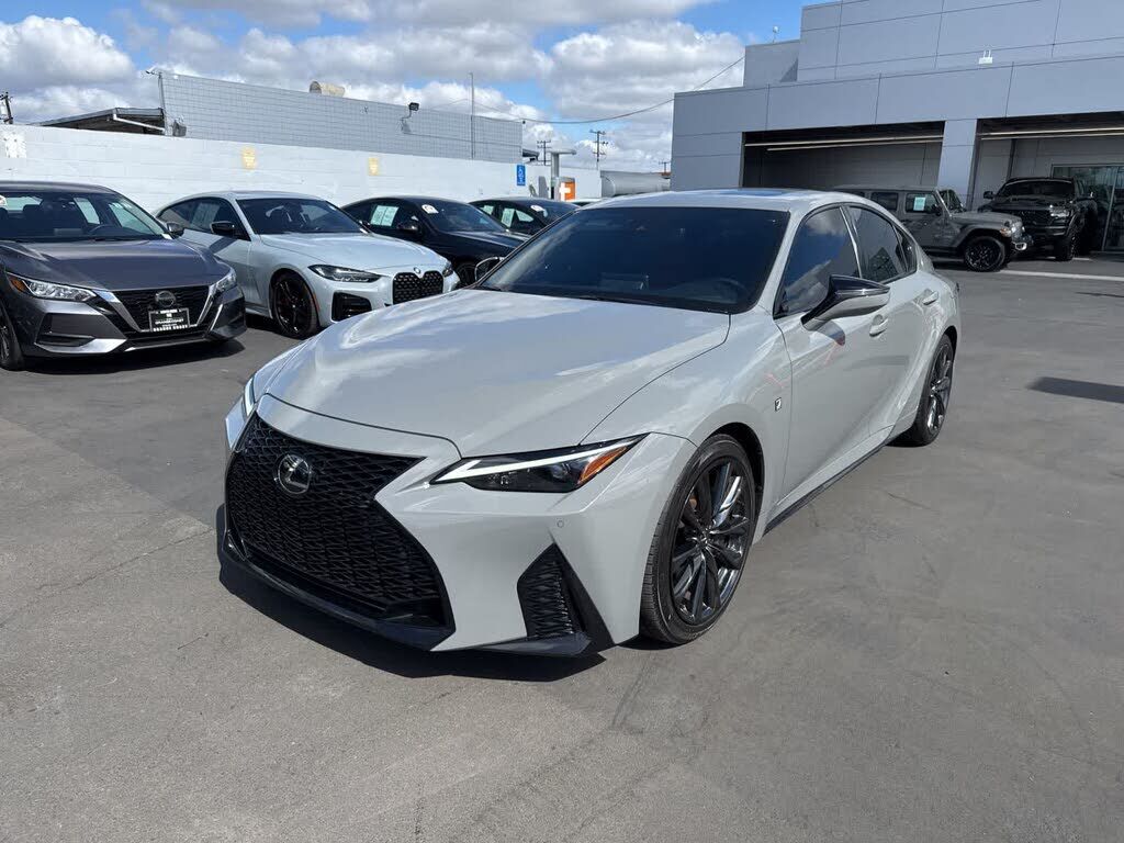 2024 LEXUS IS