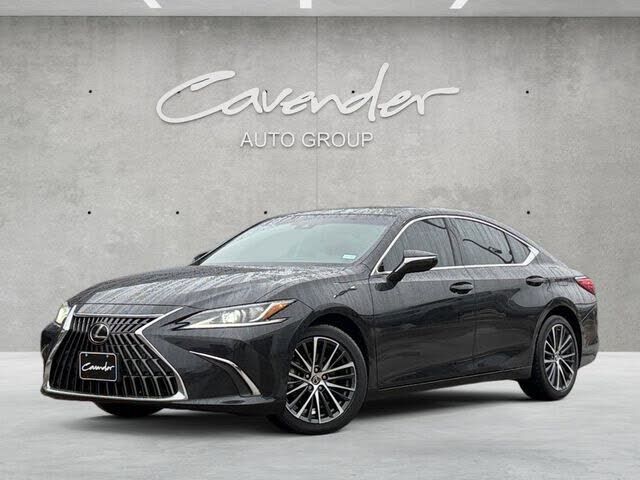 2022 LEXUS ES