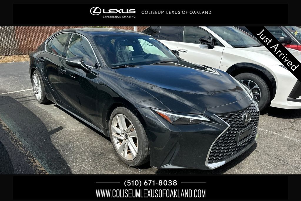 2023 LEXUS IS