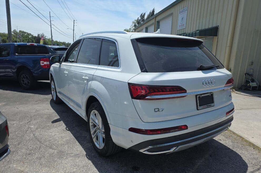 2023 Audi Q7