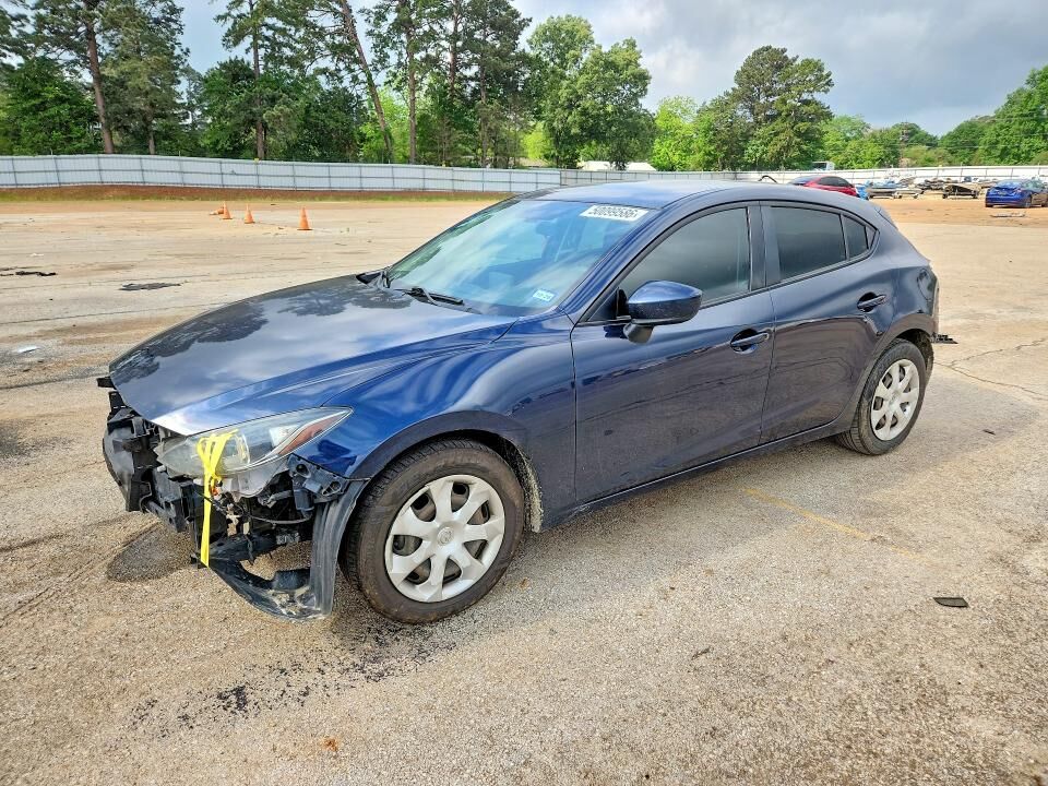 2016 MAZDA Mazda3