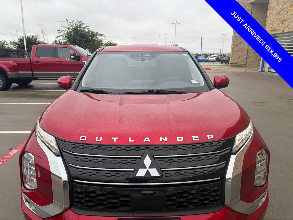2022 MITSUBISHI Outlander