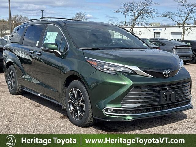 2026 TOYOTA Sienna