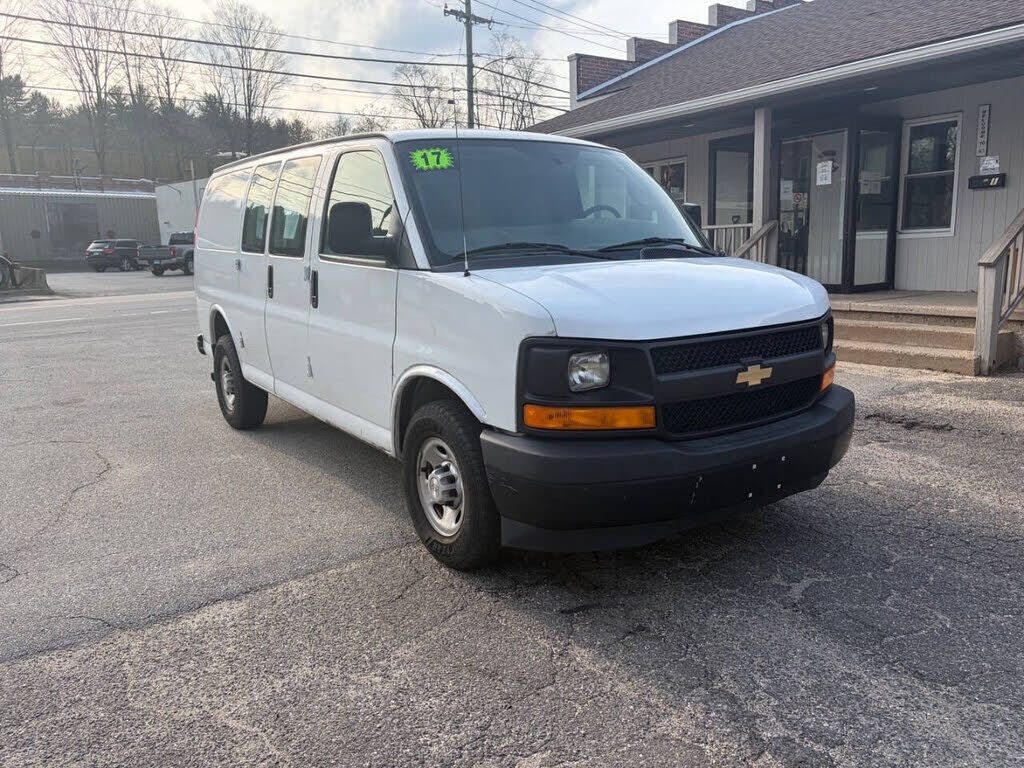 2017 CHEVROLET Express