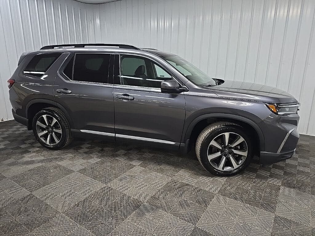 2023 HONDA Pilot