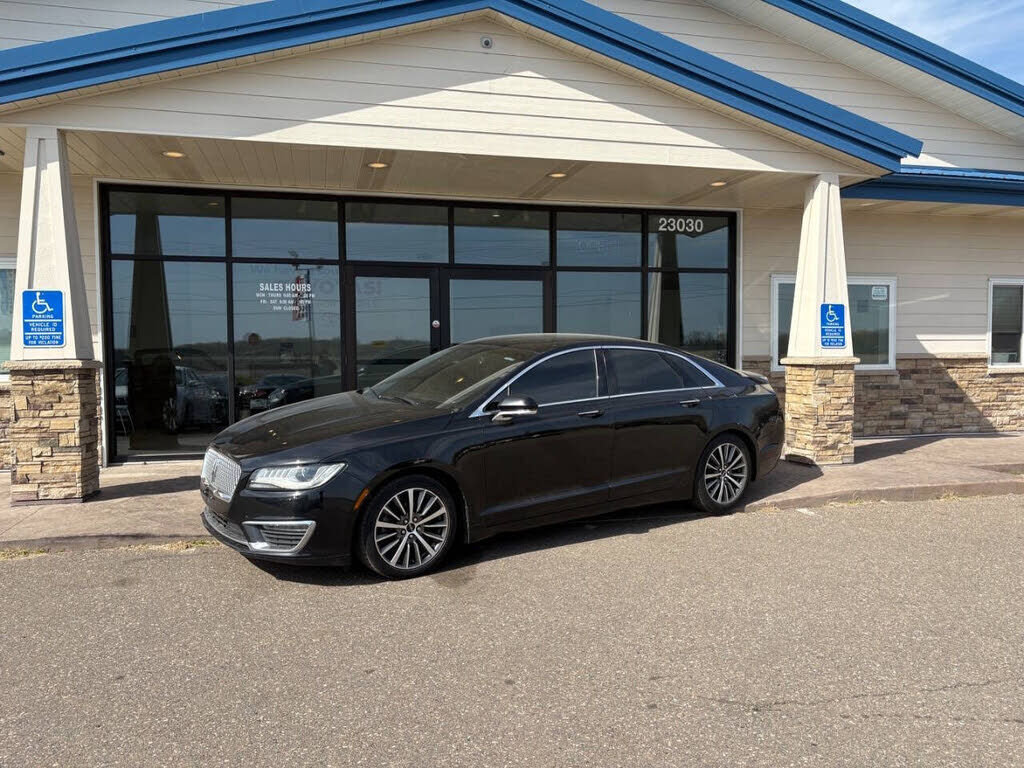 2017 LINCOLN MKZ
