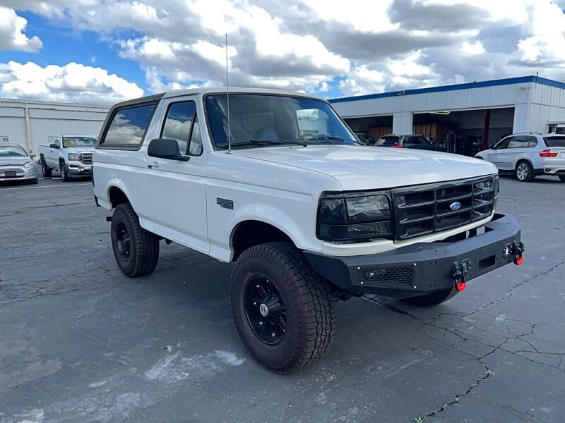 1995 FORD Bronco