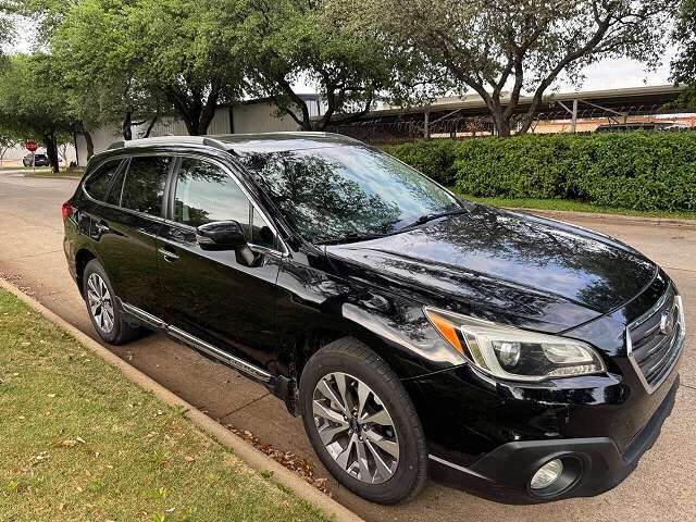 2017 SUBARU Outback