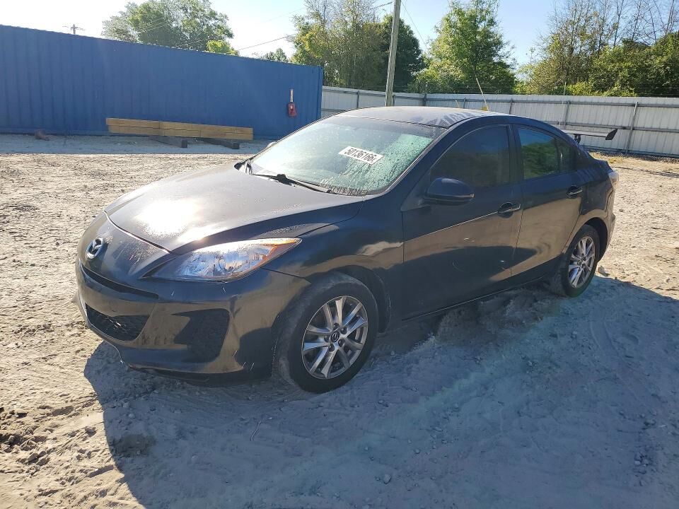 2013 MAZDA Mazda3
