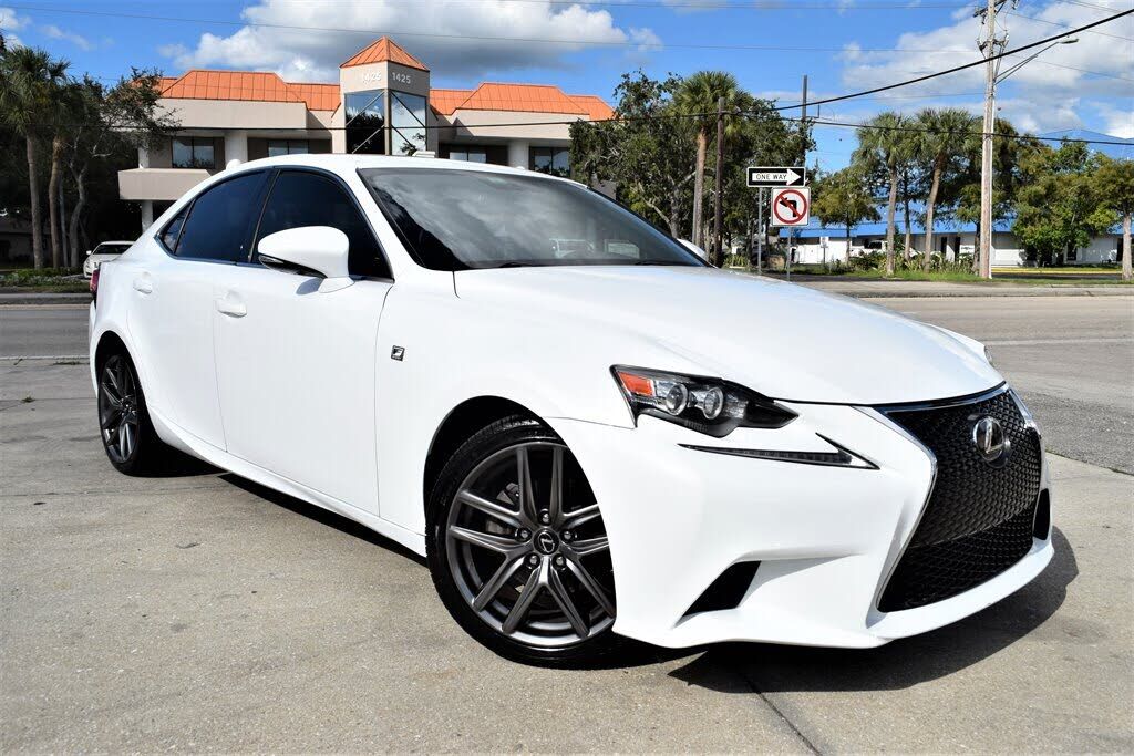2015 LEXUS IS