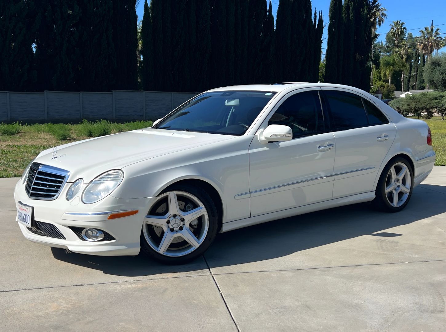 2009 MERCEDES-BENZ E-Class