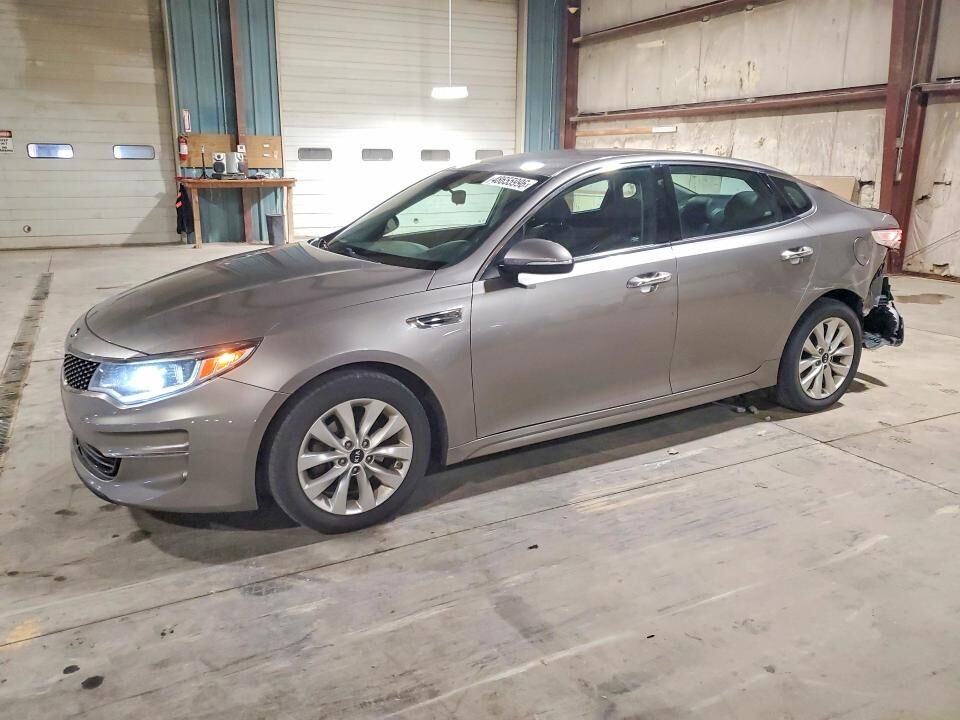 2017 KIA Optima