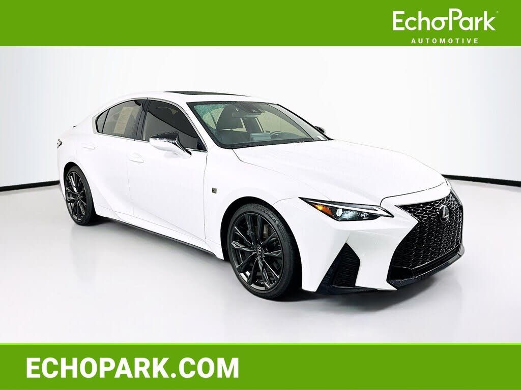2025 LEXUS IS
