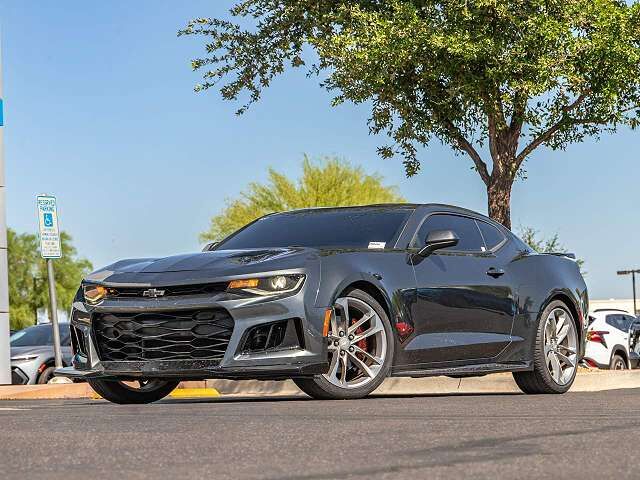 2017 CHEVROLET Camaro