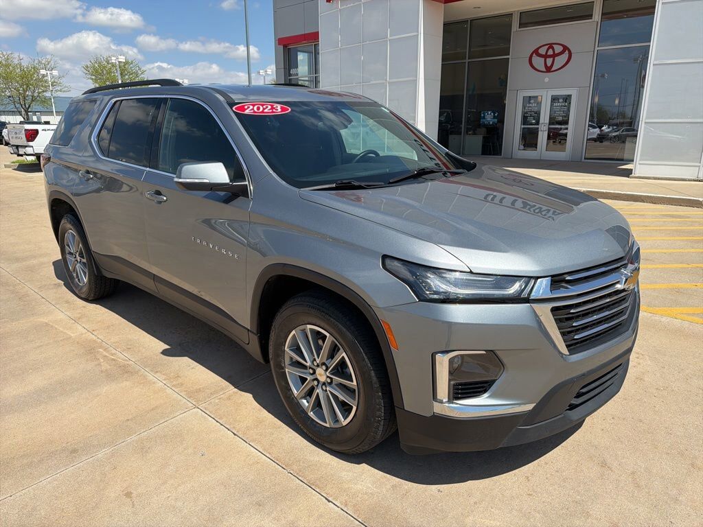 2023 CHEVROLET Traverse