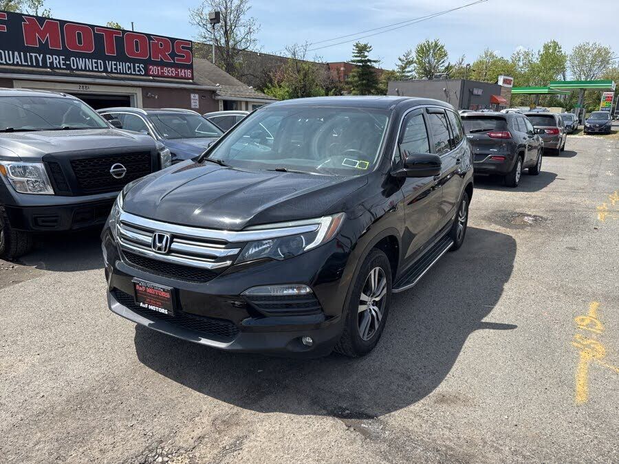 2017 HONDA Pilot