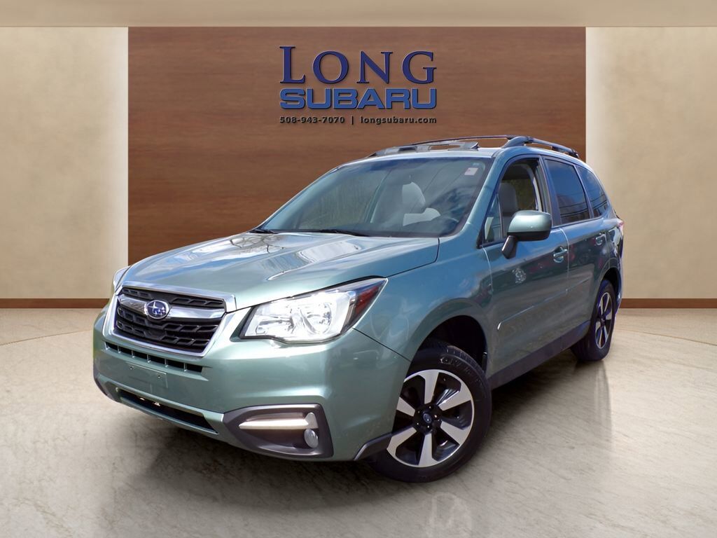 2017 SUBARU Forester