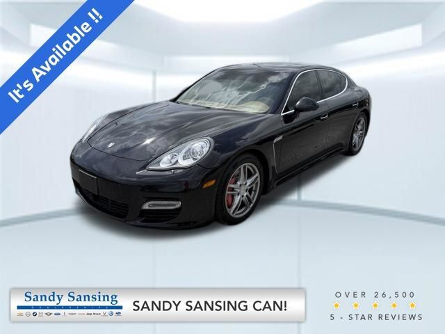 2011 PORSCHE Panamera